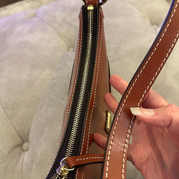 D&B NWOT Leather Shoulder Bag - Picture 12 of 16